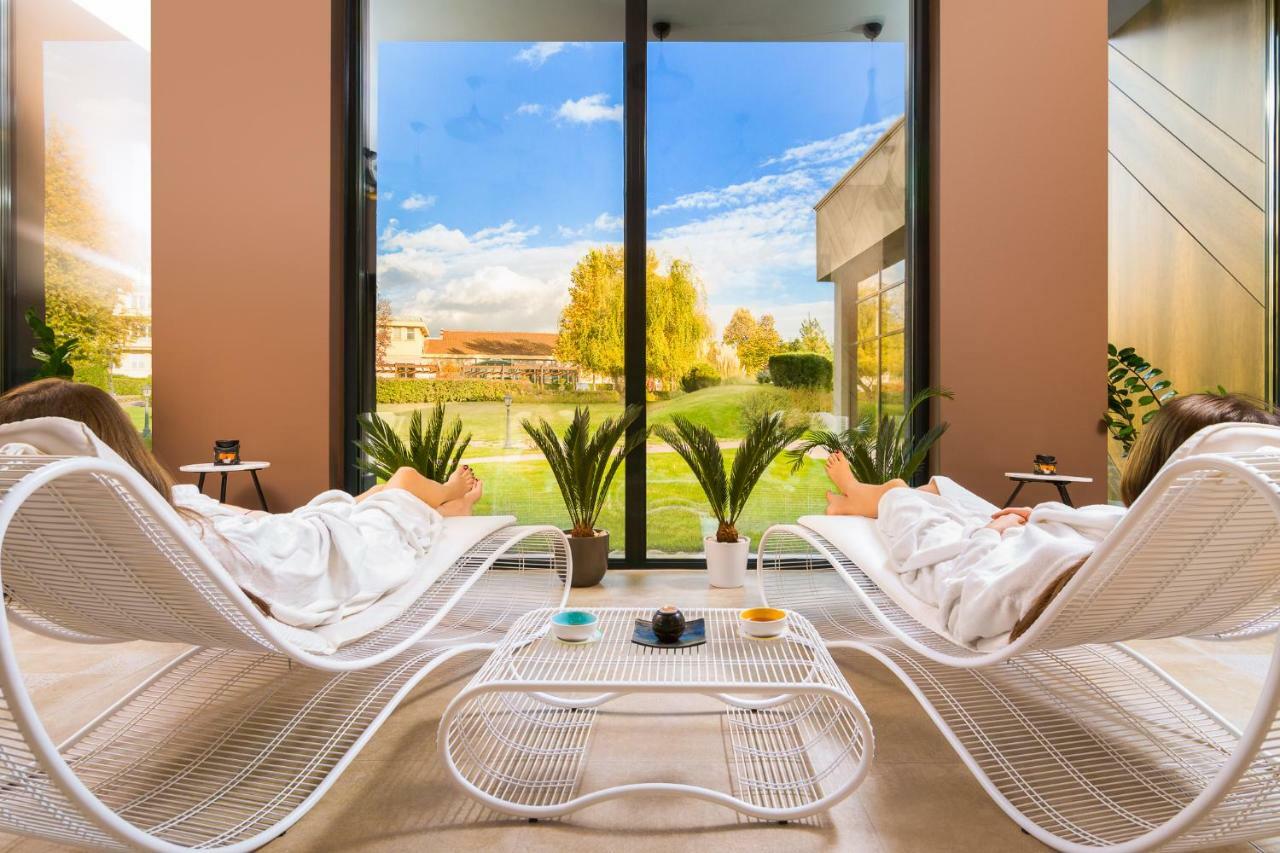 Hotel Sevtopolis Medical & Spa Pavel Banya Exterior photo